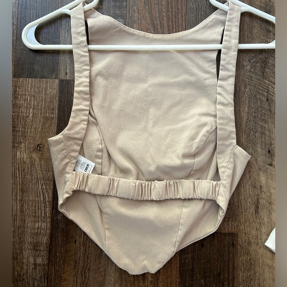 ASOS tan backless top - Picture 2 of 2